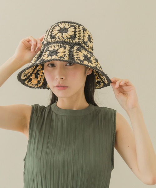 SMELLY（スメリー）の「クロシェモチーフハット（ハット・レディース・ブラック系その他/ホワイト系その他・-）」の2枚目の写真