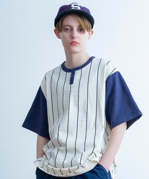 Universal Style Wear（ユニバーサルスタイルウェア）の「Universal Style Wear リンガー ヘンリー Tee（Tシャツ/カットソー・メンズ・スミクロ/マルチ/イエロー/ネイビー・LARGE/X-LARGE/MEDIUM）」の3枚目の写真