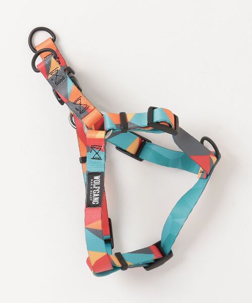 WOLFGANG MAN&BEAST(ウルフギャングマンアンドビースト)の「WOLFGANG MAN&BEAST/ウルフギャングマンアンドビースト 犬用 ハーネス ShatterShapes Harness Sサイズ WH-001-105(リード/ハーネス/首輪・メンズ・マルチ・S)」の2枚目の写真