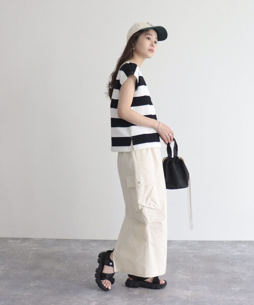 fredy emue（フレディエミュ）の「ロングベイカースカート（スカート・レディース・アイボリー/カーキ・38）」の3枚目の写真