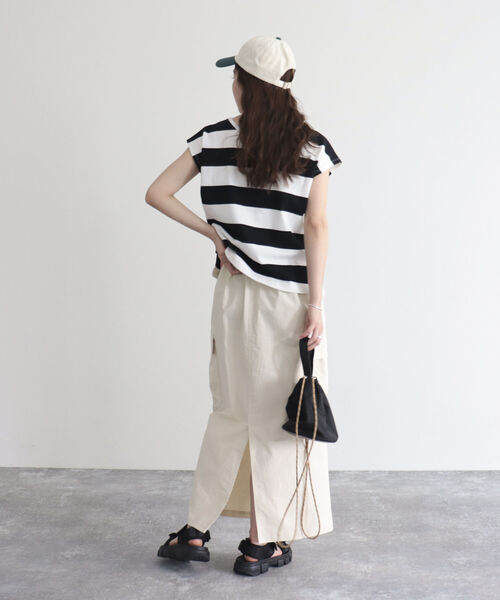 fredy emue（フレディエミュ）の「ロングベイカースカート（スカート・レディース・アイボリー/カーキ・38）」の5枚目の写真