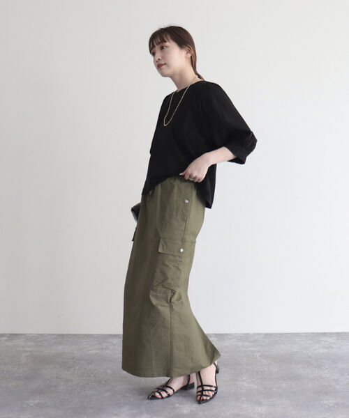 fredy emue（フレディエミュ）の「ロングベイカースカート（スカート・レディース・アイボリー/カーキ・38）」の13枚目の写真