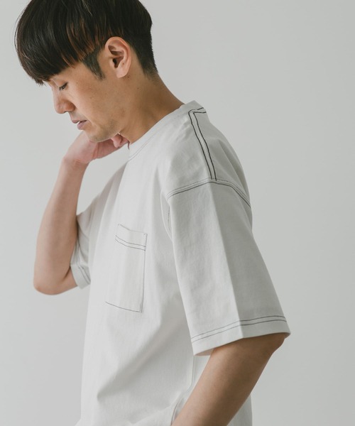 URBAN RESEARCH DOORS（アーバンリサーチドアーズ）の「USAコットン配色ステッチポケットTシャツ（Tシャツ/カットソー・メンズ・モカ/ホワイト/ブラック/ブルー・X-LARGE/MEDIUM/LARGE）」の2枚目の写真