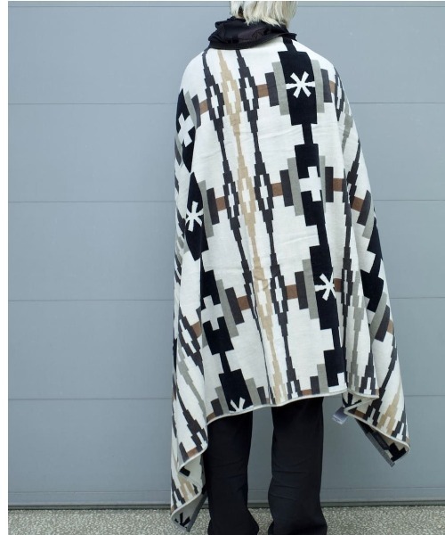 Snow Peak(スノーピーク)の「SP / PENDLETON TOWEL BLANKET(ブランケット・メンズ・アイボリー/ベージュ・ONESIZE)」の2枚目の写真