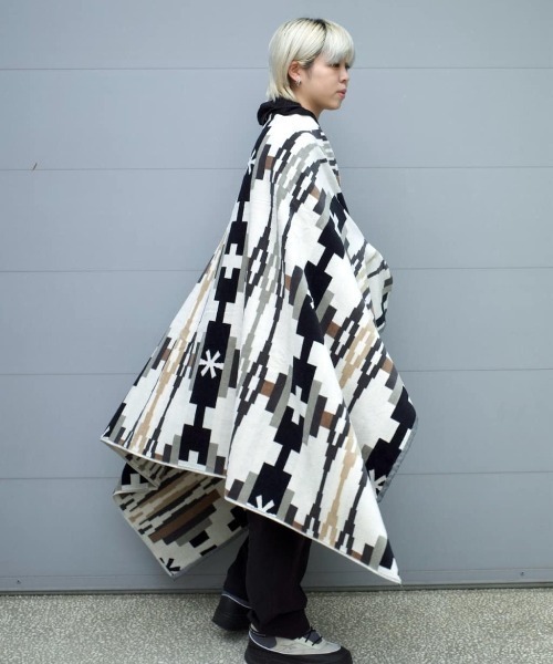 Snow Peak(スノーピーク)の「SP / PENDLETON TOWEL BLANKET(ブランケット・メンズ・アイボリー/ベージュ・ONESIZE)」の5枚目の写真