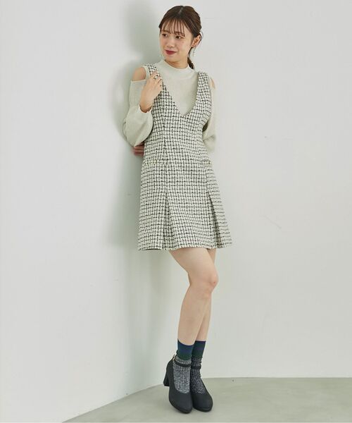 MAJESTIC LEGON（マジェスティックレゴン）の「【WEB限定XLサイズあり】ふかふかクッションパンプス（パンプス・レディース・グレイッシュベージュ/ブラウン/ブラック/ブラック系その他2・MEDIUM/X-LARGE/LARGE/SMALL）」の10枚目の写真