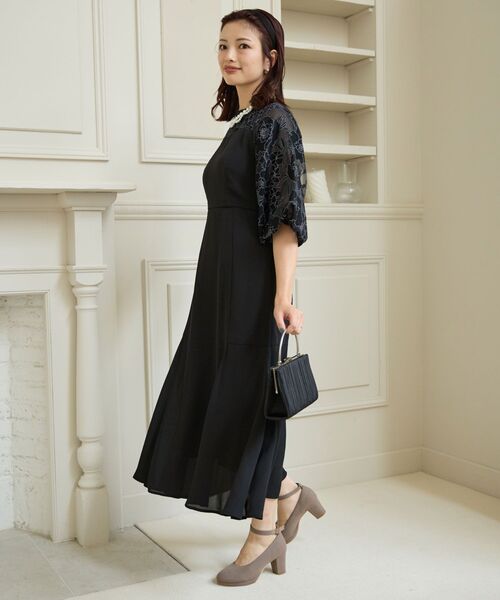 MAJESTIC LEGON（マジェスティックレゴン）の「【WEB限定XLサイズあり】ふかふかクッションパンプス（パンプス・レディース・グレイッシュベージュ/ブラウン/ブラック/ブラック系その他2・MEDIUM/X-LARGE/LARGE/SMALL）」の19枚目の写真