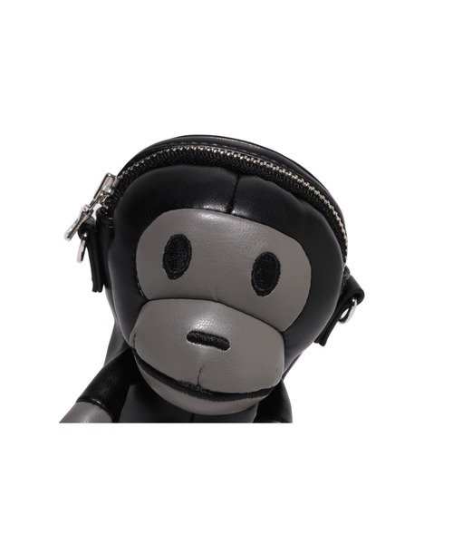 アベイシングエイプ ショルダーバッグ BABY MILO シャーク A BATHING APE（アベイシングエイプ）の「BABY MILO CRYSTAL