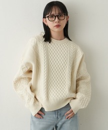 オーバーサイズケーブルニットプルオーバー / 軽量