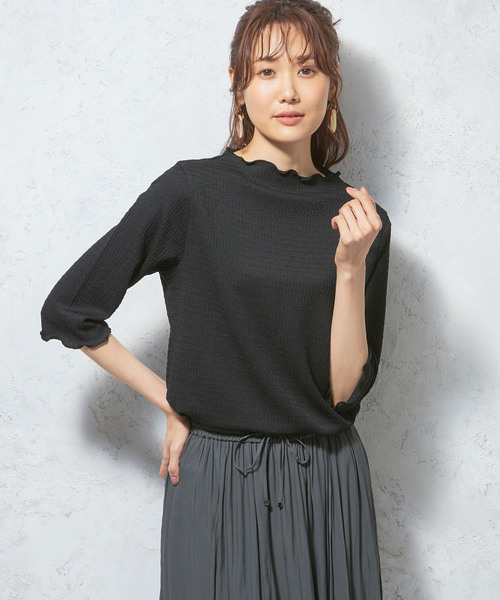 Petit Honfleur(プチオンフルール)の「シャーリングジャガードプルオーバー(Tシャツ/カットソー・レディース・イエロー/ベージュ/ブラック・M/L)」の1枚目の写真