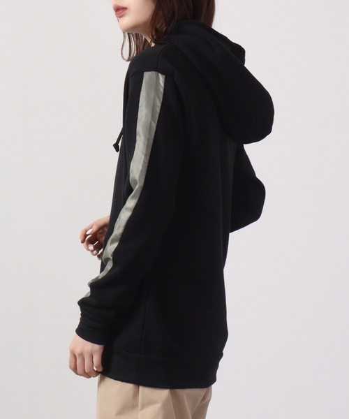 FUNALIVE（ファンアライブ）の「Sleeve line brushed pullover hoodie / 袖ライン裏起毛プルオーバーパーカー/フーディー unisex（パーカー・メンズ・ブラック・L/M）」の14枚目の写真