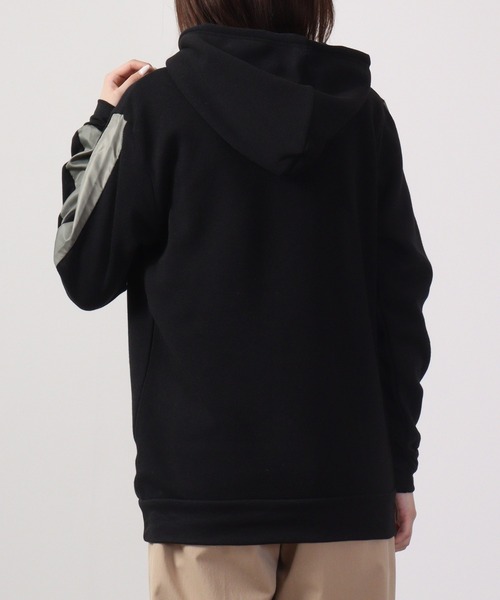 FUNALIVE（ファンアライブ）の「Sleeve line brushed pullover hoodie / 袖ライン裏起毛プルオーバーパーカー/フーディー unisex（パーカー・メンズ・ブラック・L/M）」の16枚目の写真