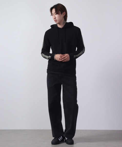 FUNALIVE（ファンアライブ）の「Sleeve line brushed pullover hoodie / 袖ライン裏起毛プルオーバーパーカー/フーディー unisex（パーカー・メンズ・ブラック・L/M）」の11枚目の写真