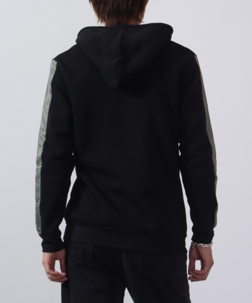 FUNALIVE（ファンアライブ）の「Sleeve line brushed pullover hoodie / 袖ライン裏起毛プルオーバーパーカー/フーディー unisex（パーカー・メンズ・ブラック・L/M）」の10枚目の写真