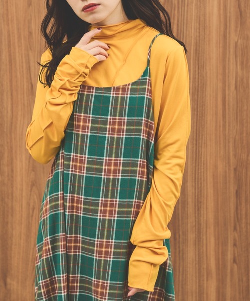 MERLOT(メルロー)の「アウトシームヒートトップス(Tシャツ/カットソー・レディース・イエロー/ブルー/ホワイト・FREE)」の3枚目の写真
