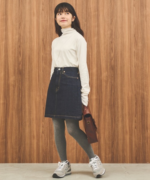 MERLOT(メルロー)の「アウトシームヒートトップス(Tシャツ/カットソー・レディース・イエロー/ブルー/ホワイト・FREE)」の10枚目の写真