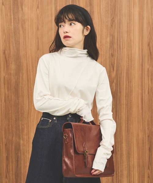 MERLOT(メルロー)の「アウトシームヒートトップス(Tシャツ/カットソー・レディース・イエロー/ブルー/ホワイト・FREE)」の4枚目の写真