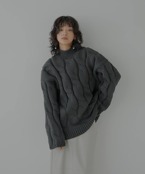 hellam（へラム）の「ビックケーブルニットプルオーバー（ニット