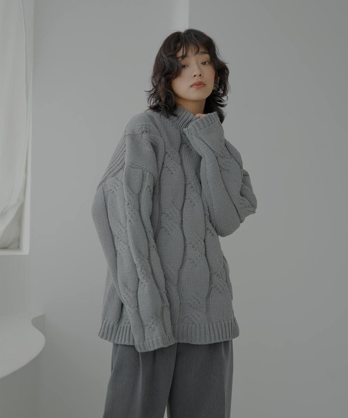 hellam（へラム）の「ビックケーブルニットプルオーバー（ニット