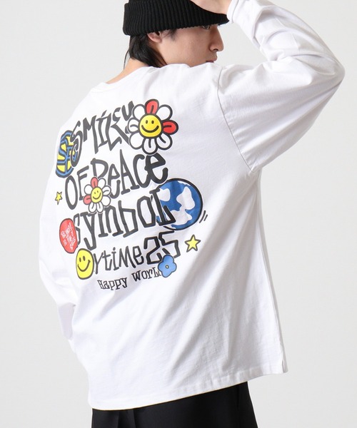 FUNALIVE（ファンアライブ）の「SMILEY FACE 別注　ワイドロングTシャツ（Tシャツ/カットソー・メンズ・ブラック系その他3/ホワイト系その他3/ブラック系その他2/ホワイト/ライトブラック/ブラック/インディゴブルー/ホワイト系その他2/パープル/グリーン/アッシュ/グレイッシュベージュ/ブラック系その他4/ブラック系その他5/ホワイト系その他5/ピンク系その他/ホワイト系その他4/グリーン系その他/ブルー系その他/スミクロ・M/L/LL/3L/4L）」の7枚目の写真