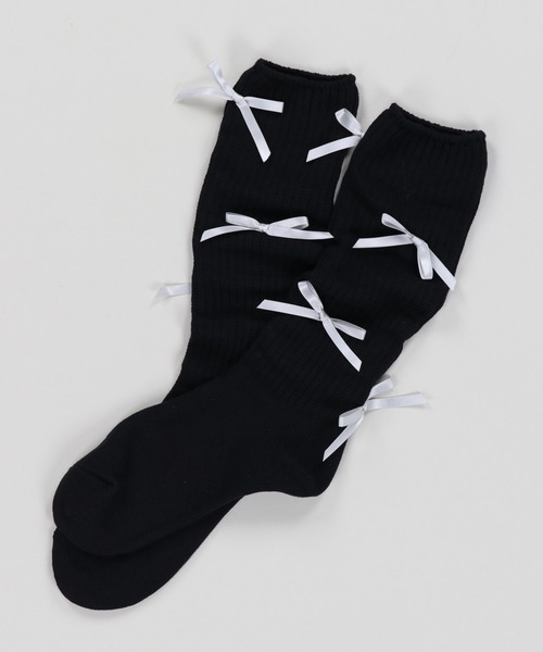 SPINNS（スピンズ）の「リボン付き ルーズソックス（ソックス/靴下・レディース・ホワイト×ブラック/ブラック×シルバー・ONESIZE）」の13枚目の写真