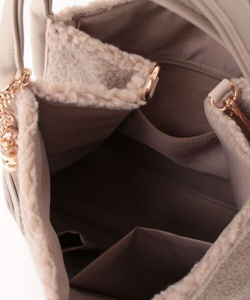 NICOLE white（ニコルホワイト）の「ボアトートＧＡＧ（トートバッグ・レディース・ベージュ/チャコールグレー/レオパード・FREE）」の6枚目の写真