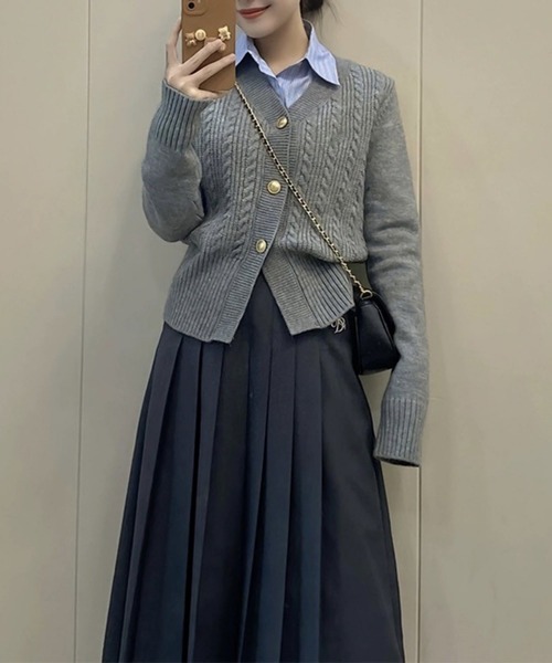 MAISON DE THERESE(メゾン ド テレーズ)の「ボタン開 ケーブルニットカーディガン セーター ボレロ(カーディガン/ボレロ・レディース・ブルー/グレー/レッド・FREE)」の18枚目の写真