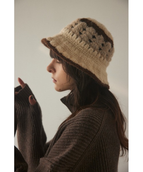 BLACK BY MOUSSY（ブラックバイマウジー）の「hand knitting hat(ハンドニッティングハット)（ハット・レディース・ブラウン/オフホワイト・FREE）」の7枚目の写真
