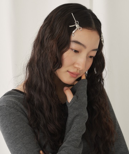 GIUNON(ジウノン)の「ribbon hair pin / リボンヘアピン(ヘアピン・レディース・シルバー/ゴールド・FREE)」の9枚目の写真