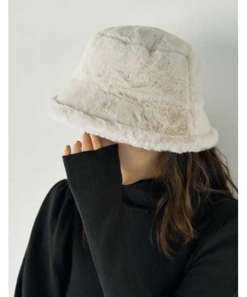 Re:EDIT（リエディ）の「シンプルフェイクファーバケットハット（ハット・レディース・アイボリー/ブラック・FREE）」の7枚目の写真