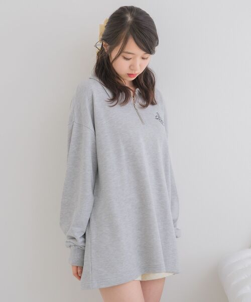 ems excite（エムズエキサイト）の「ハーフZIP胸刺繍BIGトレーナー（スウェット・レディース・ピンク/チャコールグレー/ナチュラル・FREE）」の11枚目の写真