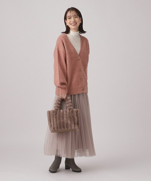 SHOO・LA・RUE（シューラルー）の「◆ふわふわフェミニン Vネックニットカーディガン（カーディガン/ボレロ・レディース・ライトグレー/ベージュ/ピンク系・00）」の20枚目の写真