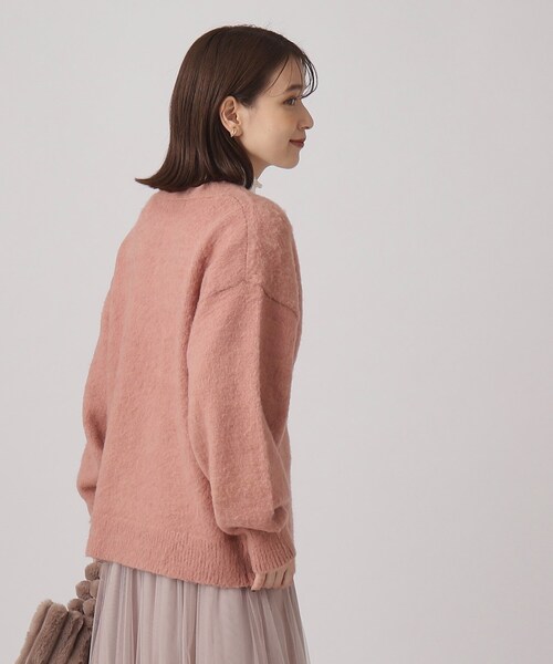 SHOO・LA・RUE（シューラルー）の「◇ふわふわフェミニン Vネック