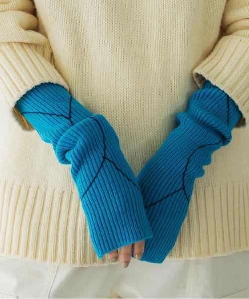 CONTROL FREAK / CTFK（コントロールフリーク）の「CONTROL FREAK(コントロールフリーク)ラインリブニットグローブ（アームカバー・レディース・ベージュ/グリーン/グレー/ブルー・FREE）」の4枚目の写真