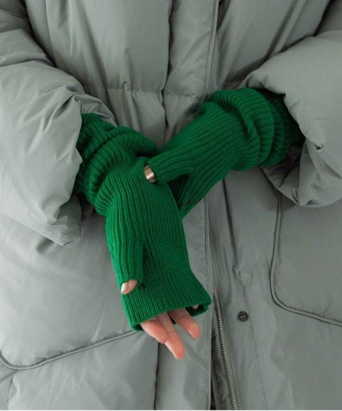 CONTROL FREAK / CTFK（コントロールフリーク）の「CONTROL FREAK(コントロールフリーク)ラインリブニットグローブ（アームカバー・レディース・ベージュ/グリーン/グレー/ブルー・FREE）」の12枚目の写真