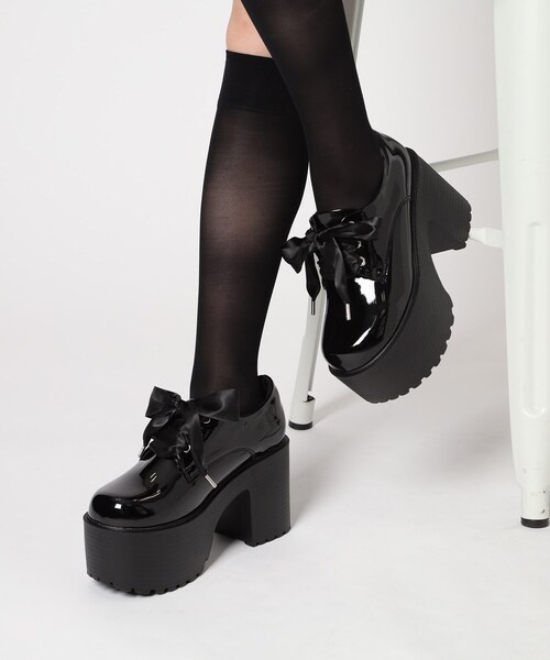 cs T&P(シーエスティーアンドピー)の「厚底マニッシュシューズ(パンプス・レディース・ブラック/ブラック系1・S/M/L/LL)」の21枚目の写真