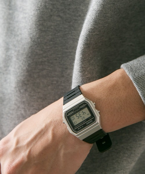 CASIO(カシオ)の「CASIO F-91WM(アナログ腕時計・メンズ・オリーブ/シルバー・FREE)」の5枚目の写真