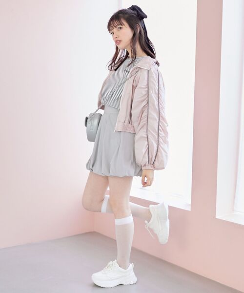MAJESTIC LEGON(マジェスティックレゴン)の「ラインショートブルゾン(ブルゾン・レディース・グレー/アイボリー/ピンク・MEDIUM)」の19枚目の写真