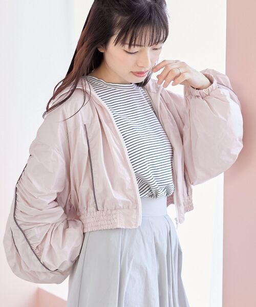 MAJESTIC LEGON(マジェスティックレゴン)の「ラインショートブルゾン(ブルゾン・レディース・グレー/アイボリー/ピンク・MEDIUM)」の22枚目の写真