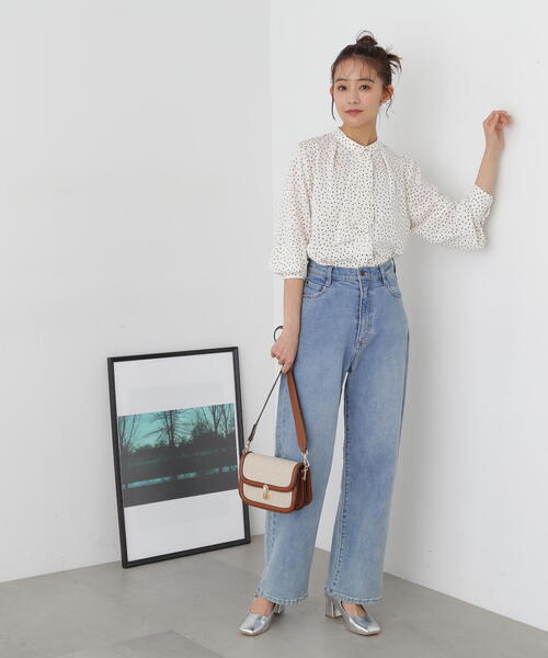 N.(N. Natural Beauty Basic)(エヌエヌナチュラルビューティーベーシック)の「◆フリルタイロングスリーブブラウス(シャツ/ブラウス・レディース・ネイビー/オフホワイト/ブルー/ドット/イエロー・MEDIUM)」の14枚目の写真