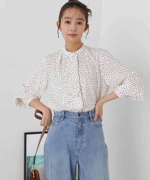 N.(N. Natural Beauty Basic)(エヌエヌナチュラルビューティーベーシック)の「◆フリルタイロングスリーブブラウス(シャツ/ブラウス・レディース・ネイビー/オフホワイト/ブルー/ドット/イエロー・MEDIUM)」の15枚目の写真