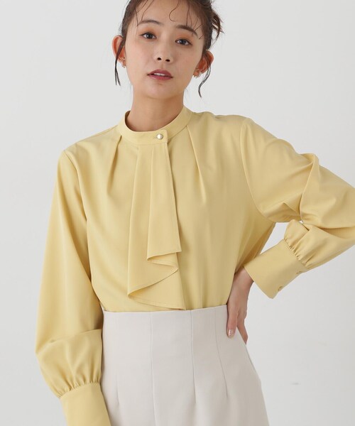 N.(N. Natural Beauty Basic)(エヌエヌナチュラルビューティーベーシック)の「◆フリルタイロングスリーブブラウス(シャツ/ブラウス・レディース・ネイビー/オフホワイト/ブルー/ドット/イエロー・MEDIUM)」の18枚目の写真