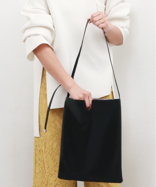 kakatoo（カカトゥ）の「カカトゥ kakatoo / フリーショルダートールバッグ（トートバッグ・レディース・ブラック/アイボリー・FREE）」の19枚目の写真