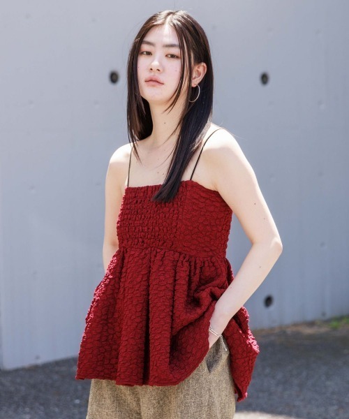 NOMINE(ノミネ)の「ふくれ ジャガード ビスチェ キャミソール(キャミソール・レディース・ホワイト/ボルドー/ブラック・フリー)」の3枚目の写真