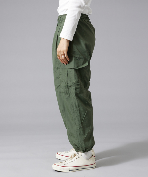 ABAHOUSE(アバハウス)の「2WAY NYLON EASY CARGO PANT / 裏メッシュバルーンカーゴパンツ(カーゴパンツ・メンズ・グレー/ブラック/カーキ・M/L/XL)」の15枚目の写真