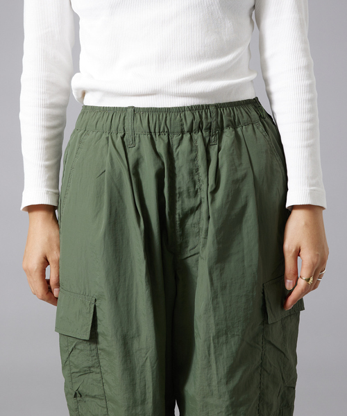 ABAHOUSE(アバハウス)の「2WAY NYLON EASY CARGO PANT / 裏メッシュバルーンカーゴパンツ(カーゴパンツ・メンズ・グレー/ブラック/カーキ・M/L/XL)」の22枚目の写真