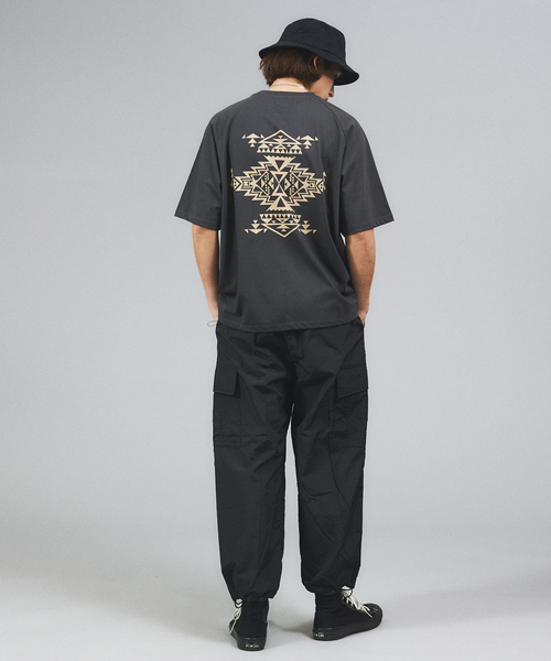 ABAHOUSE(アバハウス)の「2WAY NYLON EASY CARGO PANT / 裏メッシュバルーンカーゴパンツ(カーゴパンツ・メンズ・グレー/ブラック/カーキ・M/L/XL)」の12枚目の写真