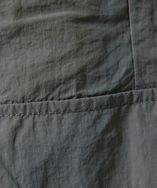 ABAHOUSE(アバハウス)の「2WAY NYLON EASY CARGO PANT / 裏メッシュバルーンカーゴパンツ(カーゴパンツ・メンズ・グレー/ブラック/カーキ・M/L/XL)」の19枚目の写真