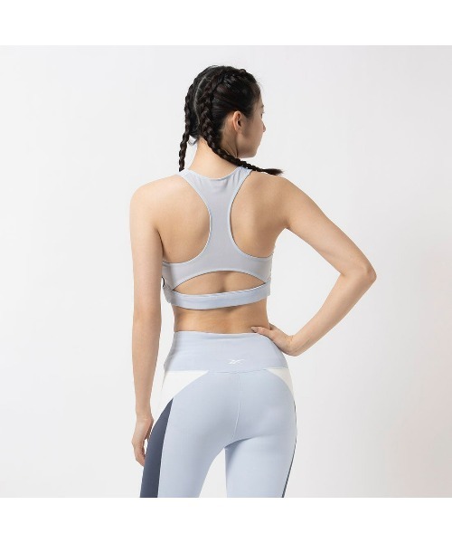 Reebok（リーボック）の「ラックス レーサーバック カラーブロック ブラトップ / LUX RACER BRA - CB（スポーツブラ・レディース・ライトブルー/ブラック/ベージュ・XX-LARGE/X-LARGE/LARGE/MEDIUM/SMALL/X-SMALL）」の13枚目の写真