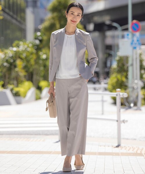 J.PRESS（ジェイプレス）の「シアーストライプ カットソー（Tシャツ/カットソー・レディース・ライトグレー系1/ホワイト系1/ホワイト系・MEDIUM/LARGE）」の5枚目の写真